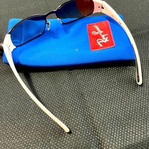 Ray an Kid Sunglasses
